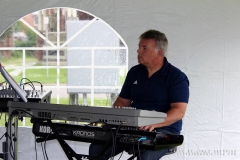 1040364_10152009937994115_430346577_o